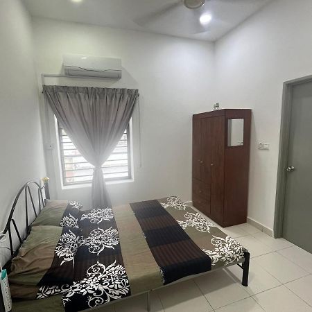 Kul Rest House Labu Luaran gambar