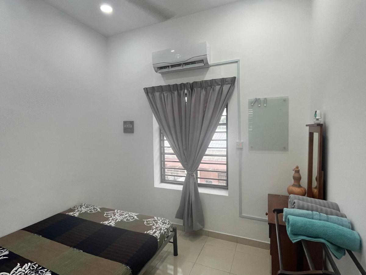 Kul Rest House Labu Luaran gambar